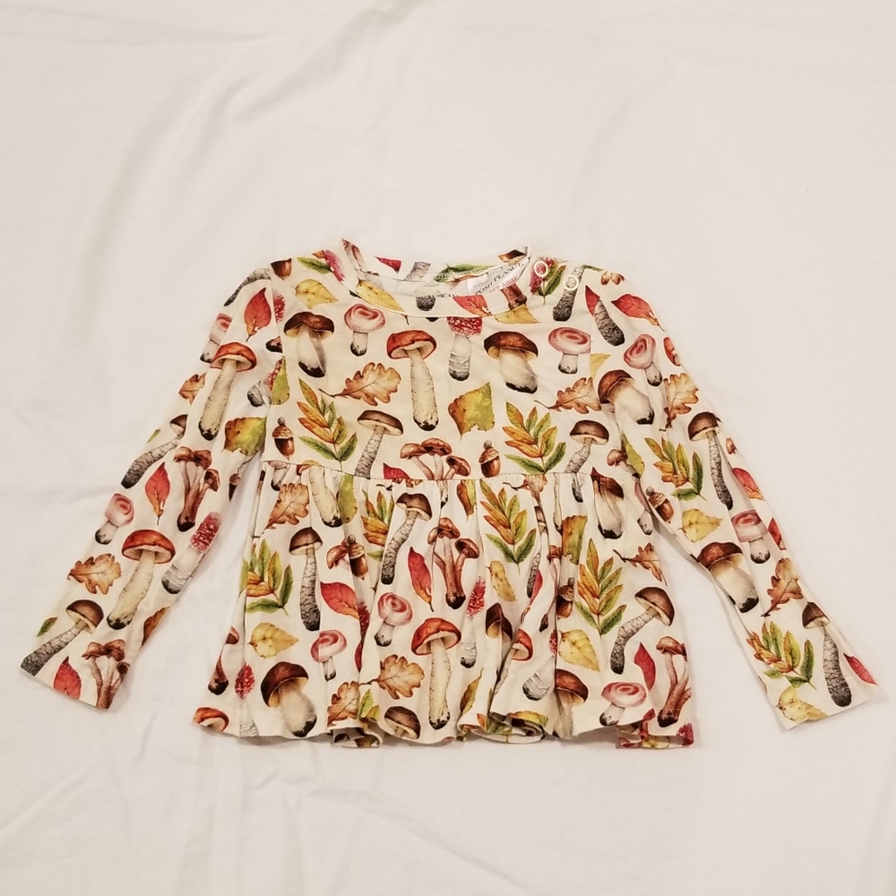Posh Peanut top